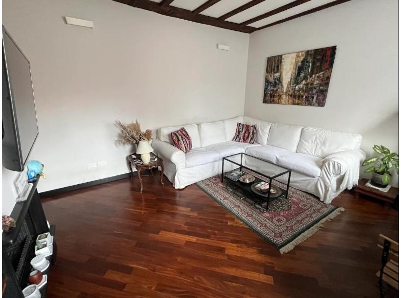Cozy One Bedroom Apartment In Milano, Brera Bagian luar foto
