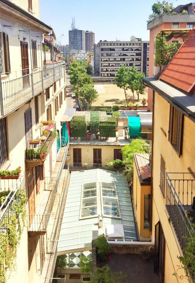 Cozy One Bedroom Apartment In Milano, Brera Bagian luar foto