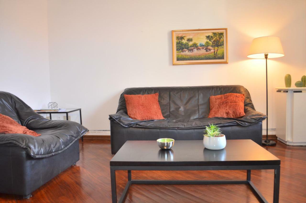 Cozy One Bedroom Apartment In Milano, Brera Bagian luar foto