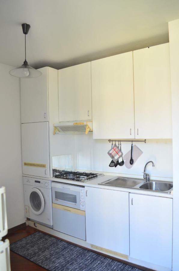 Cozy One Bedroom Apartment In Milano, Brera Bagian luar foto